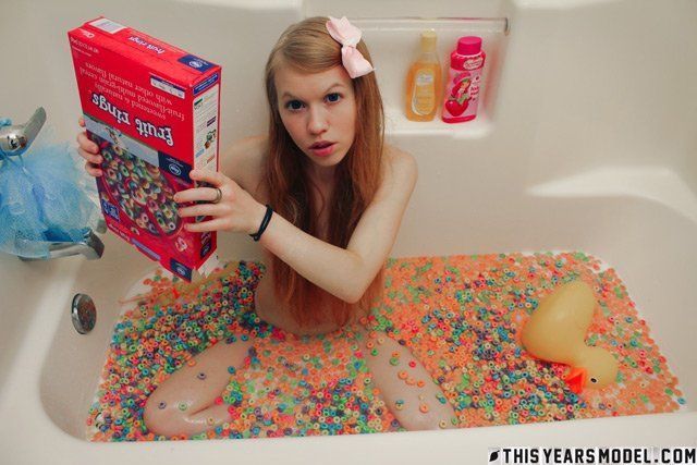 Teen bathing with milk sex pictures