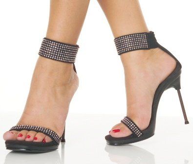 Red Z. reccomend Pretty feet in heels
