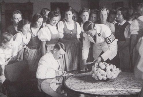 Thumbprint reccomend Nazi german women