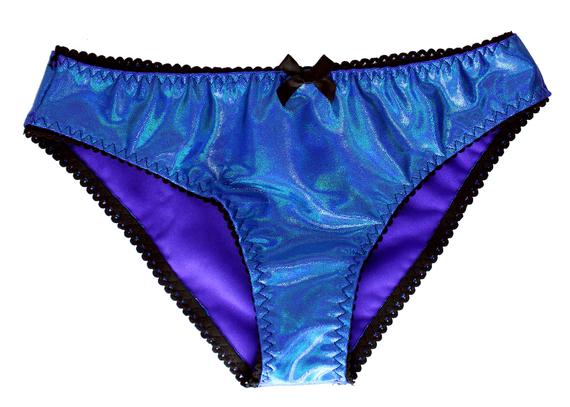 Outlook string bikini panties