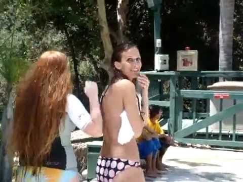 Bikini falls off video