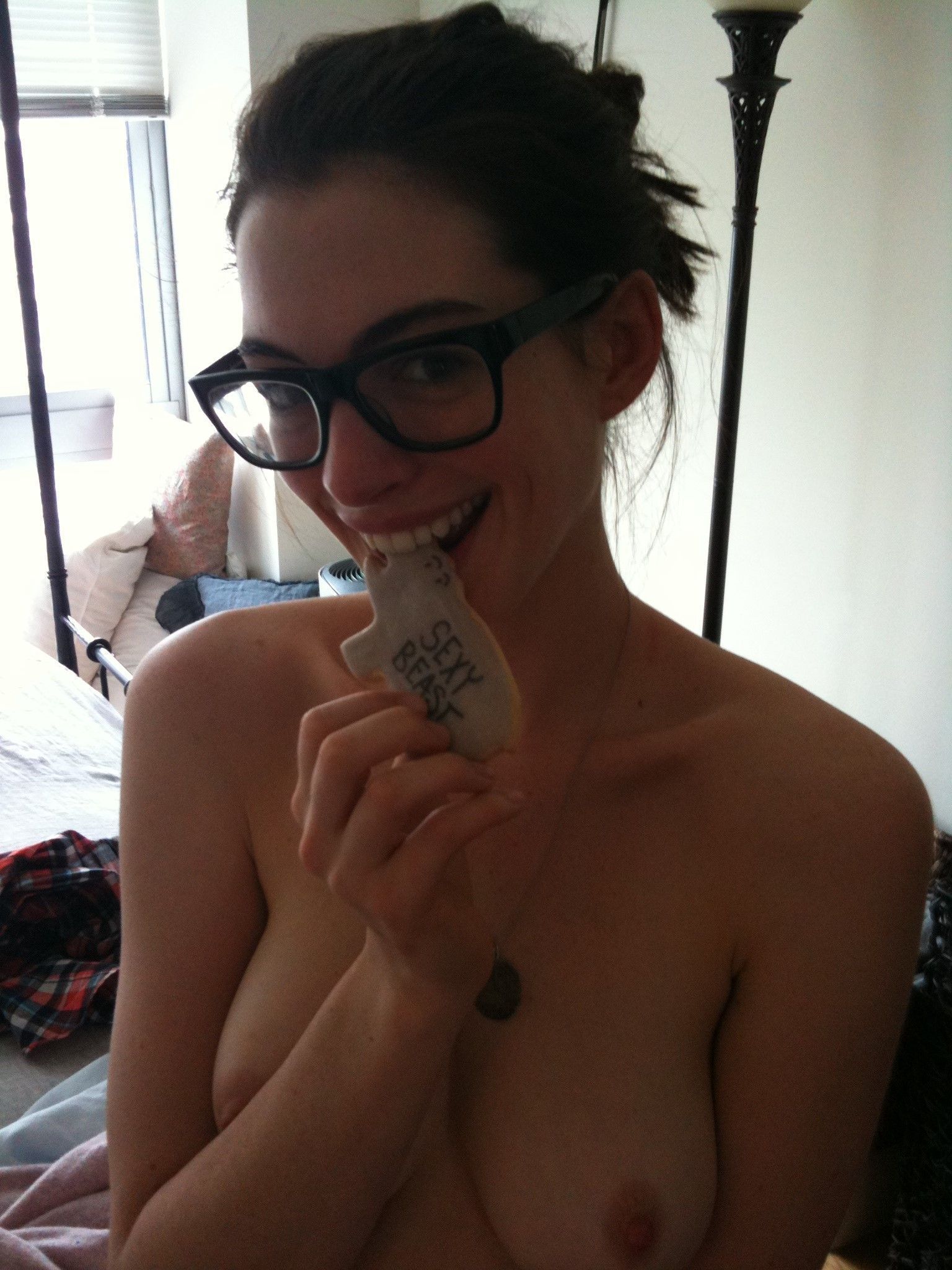 Video of anne hathaway naked