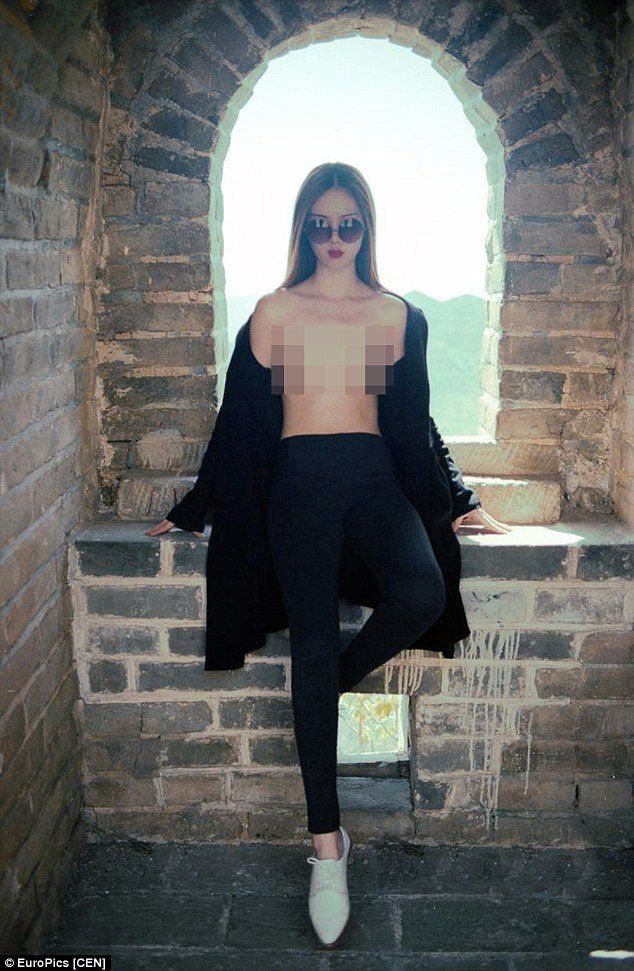 Nude teen in Beijing videos Bindi Irwin