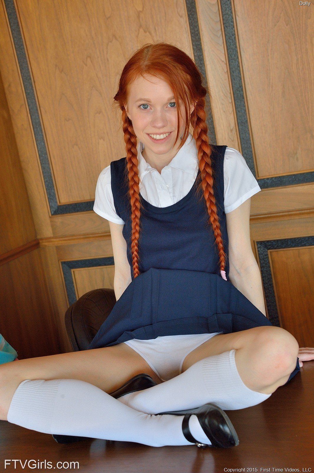 Young redhead with giant dildo 
